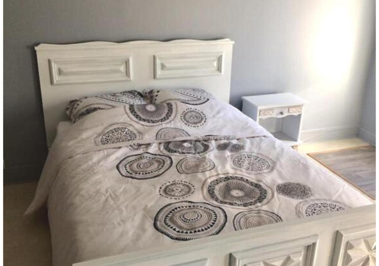 Grand Appartement Idealement Situe 7 Places Desvres Екстериор снимка